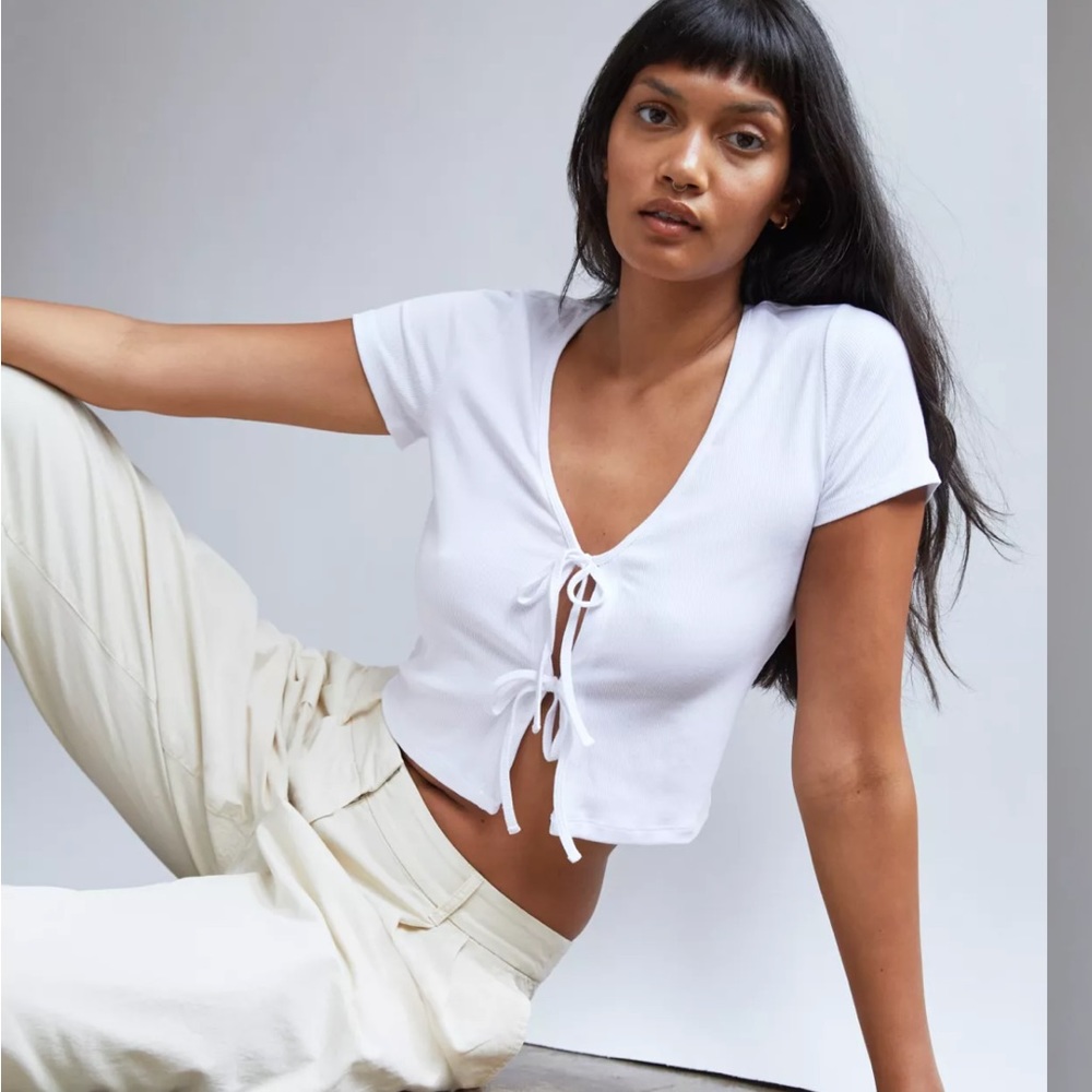 Wilfed Free Only Tie-Front T-Shirt